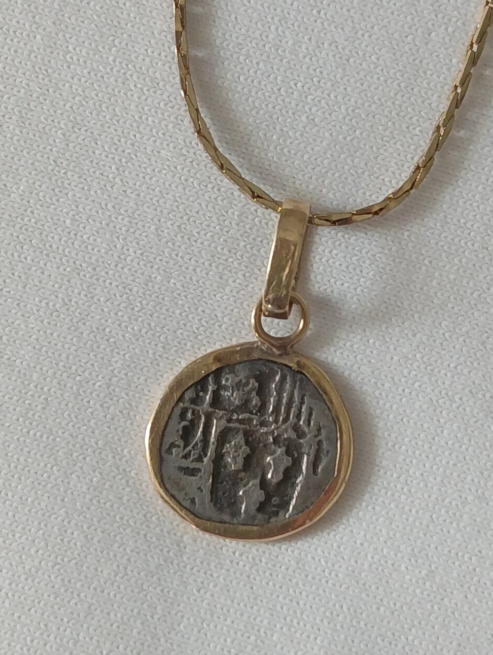 ✨ Stunning Vintage Spanish Colonial Cob Style Medallion Pendant Necklace ✨ - Picture 13 of 13
